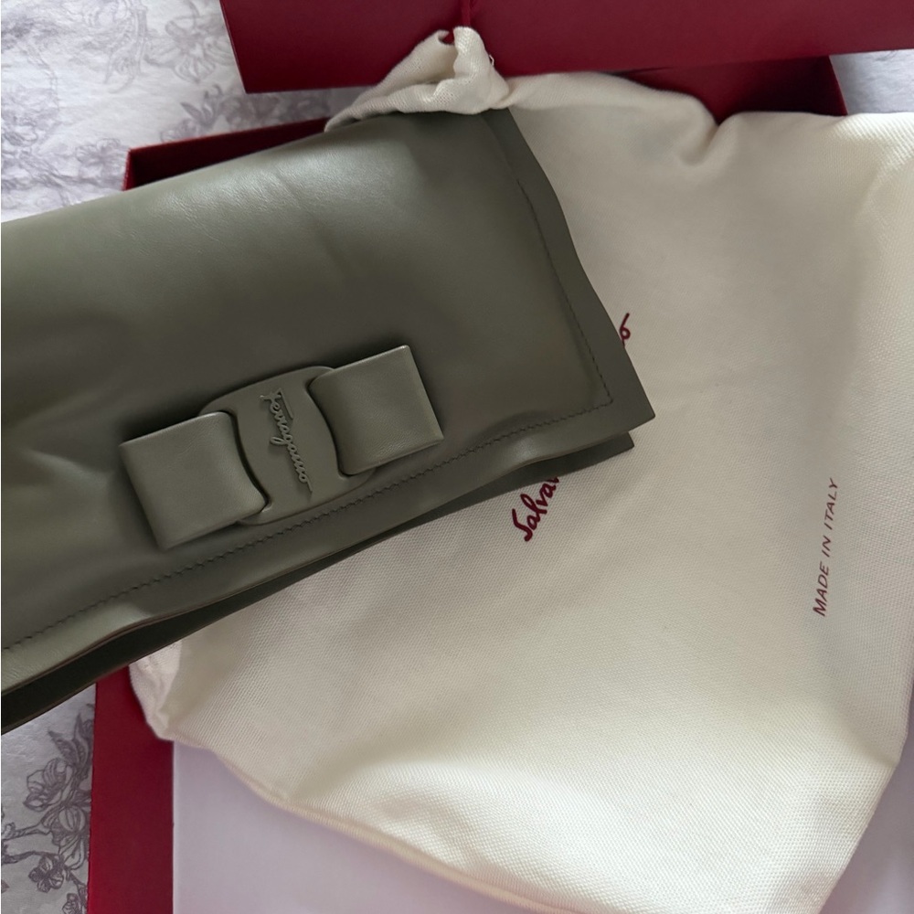 Salvatore Ferragamo Sage Leather puffer corssbody